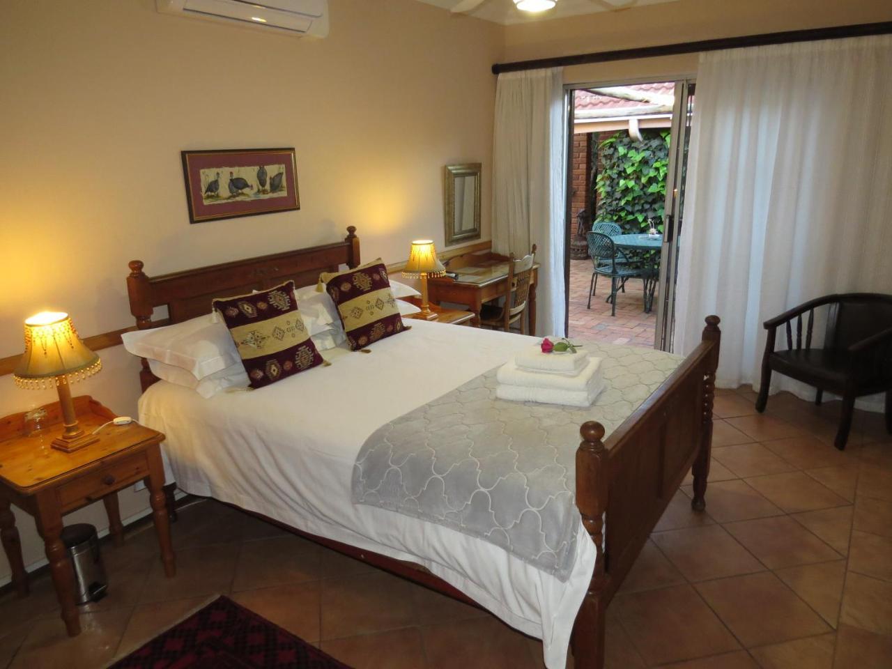 Camelia Guest House Bloemfontein Eksteriør billede