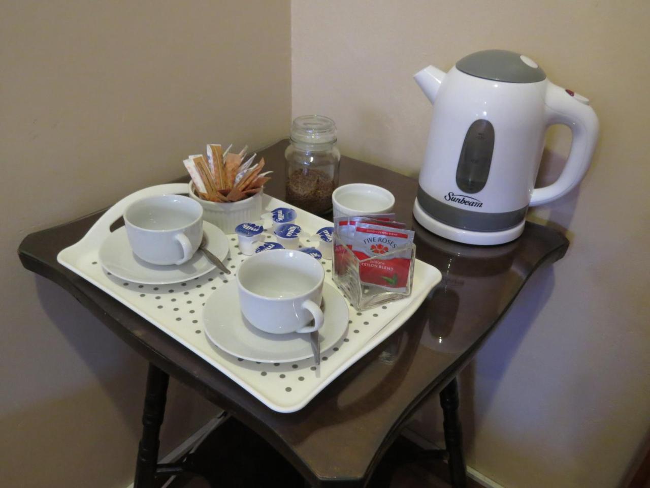 Camelia Guest House Bloemfontein Eksteriør billede